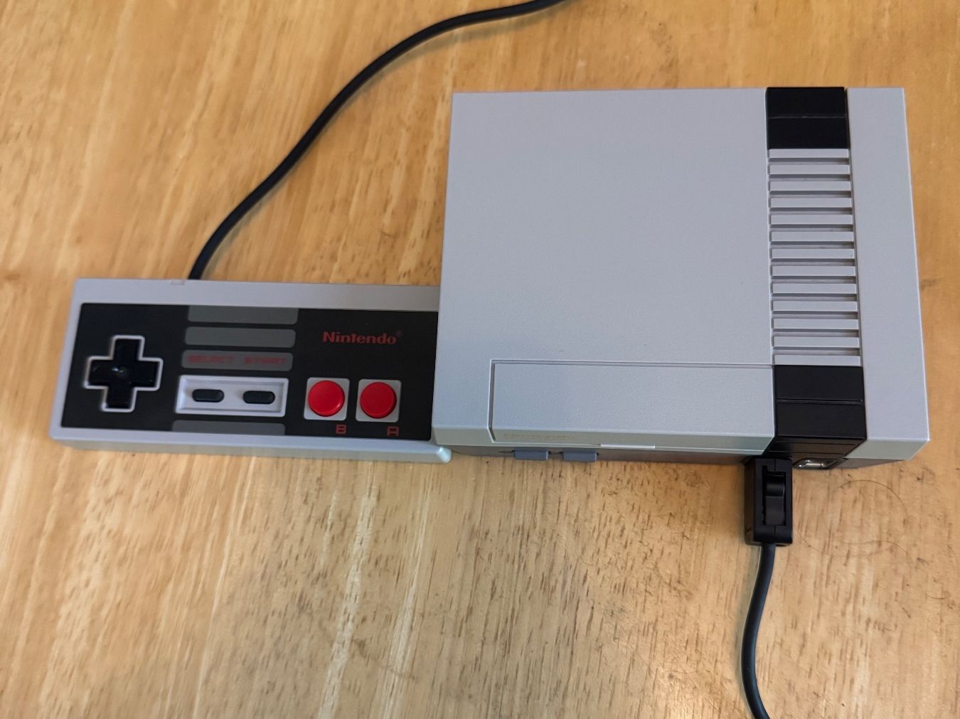 Nintendo Classic Mini inkl. Originalzubehör - Top Zustand! (Neu (gemäss ...