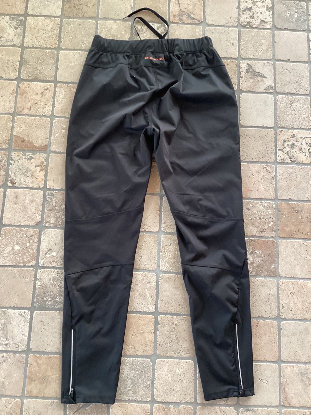 Pantaloni: Sporthose von Endurance, D Gr. 36, mit Primaloft, Langlauf – Nuovo (secondo la descrizione) da Mörschwil venduto da Monzar 2