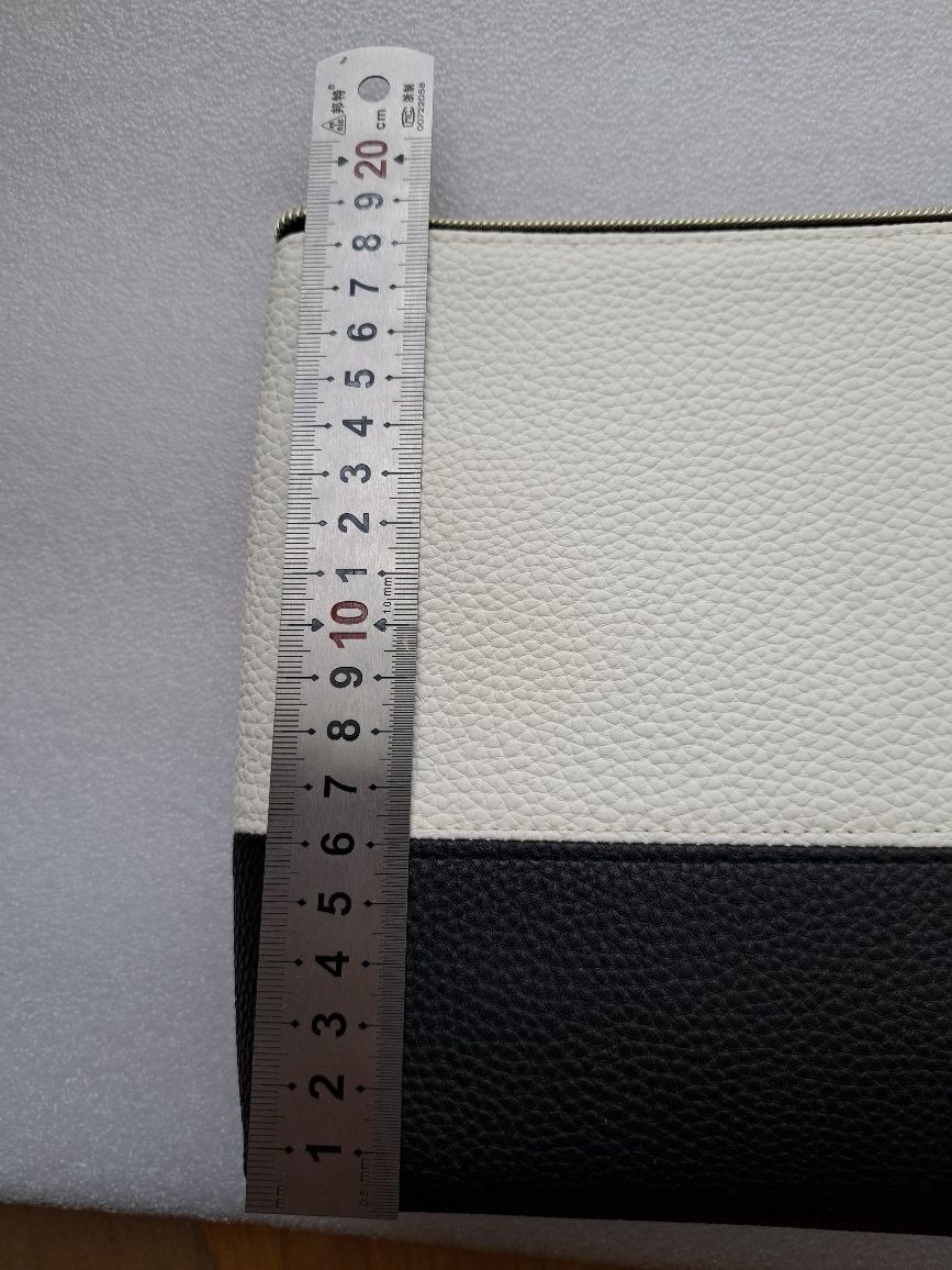 Custodie per cosmetici: Neues Necessaire /Taschenorganizer – Nuovo (secondo la descrizione) da Winterthur venduto da Soene1 1