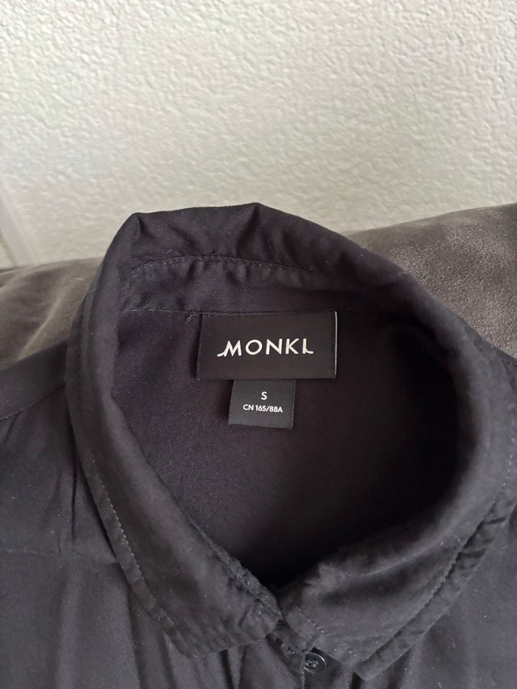 Monki Chemisiers: MONKI Bluse Oversize neuwertig – Neuf (Voir description) à Merishausen par yourdream 3