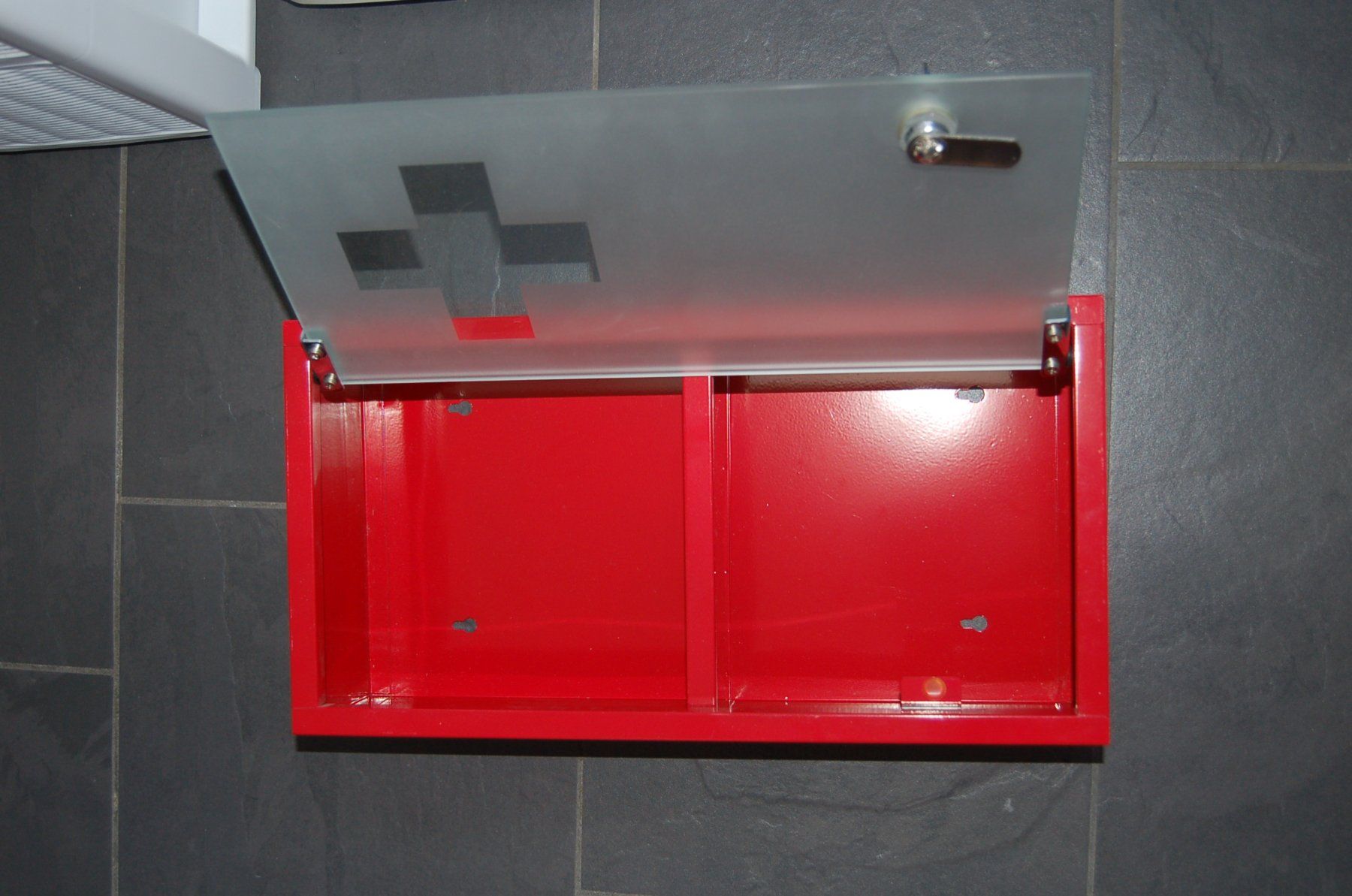 Kit di pronto soccorso: Apothekerkästli abschliesbar – Nuovo (secondo la descrizione) da Ebnat - Kappel venduto da Kuecken123 2