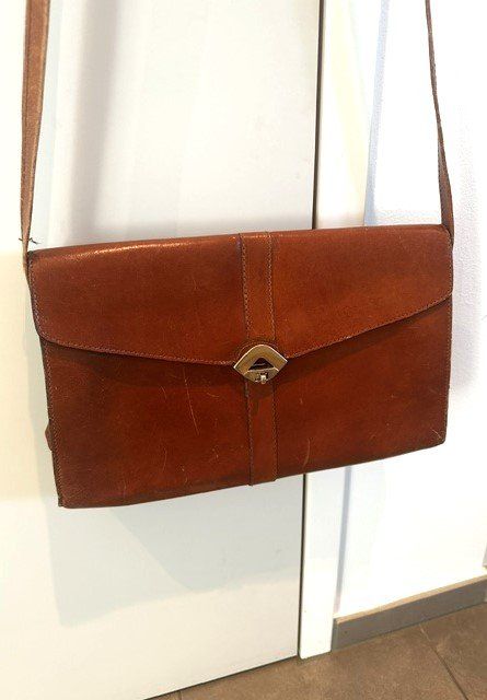 Sacs femmes: brAuNe LeDertAsChe – D'occasion à Winkel par zeho