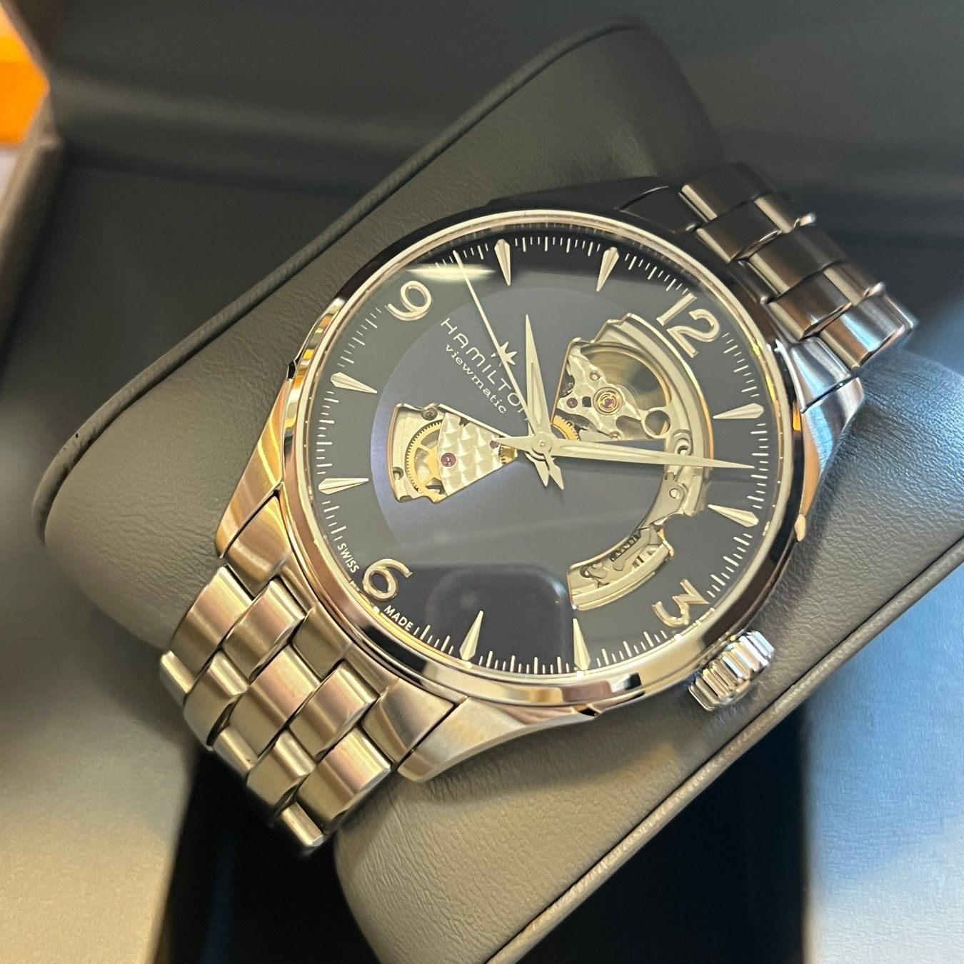 Hamilton Montres: Hamilton Jazzmaster Open Heart Full Set H32705141 – D'occasion à Carouge GE par Watchaser 8