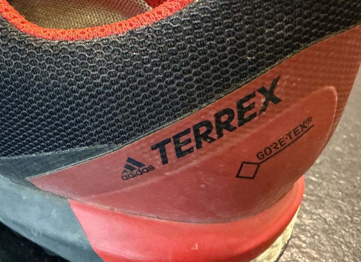 Adidas Scarpe da uomo: Adidas Terrex Gore-Tex, taille 45 1/3 – Usato da Prez-vers-Noréaz venduto da Onicolet11 3