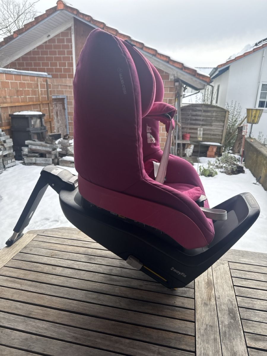 Maxi-Cosi Seggiolini per auto: Maxi Cosi Kindersitz – Usato da Nänikon venduto da josua 3