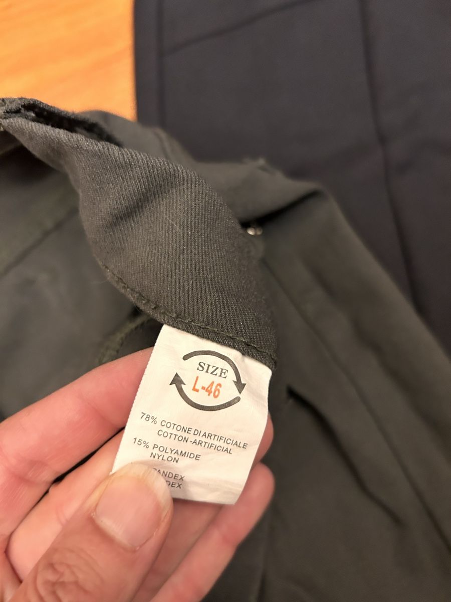 Lots de vêtements: Lot 3 pantalons – D'occasion à Noville par Malik2017 3