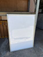 Werbetafel mit Licht
