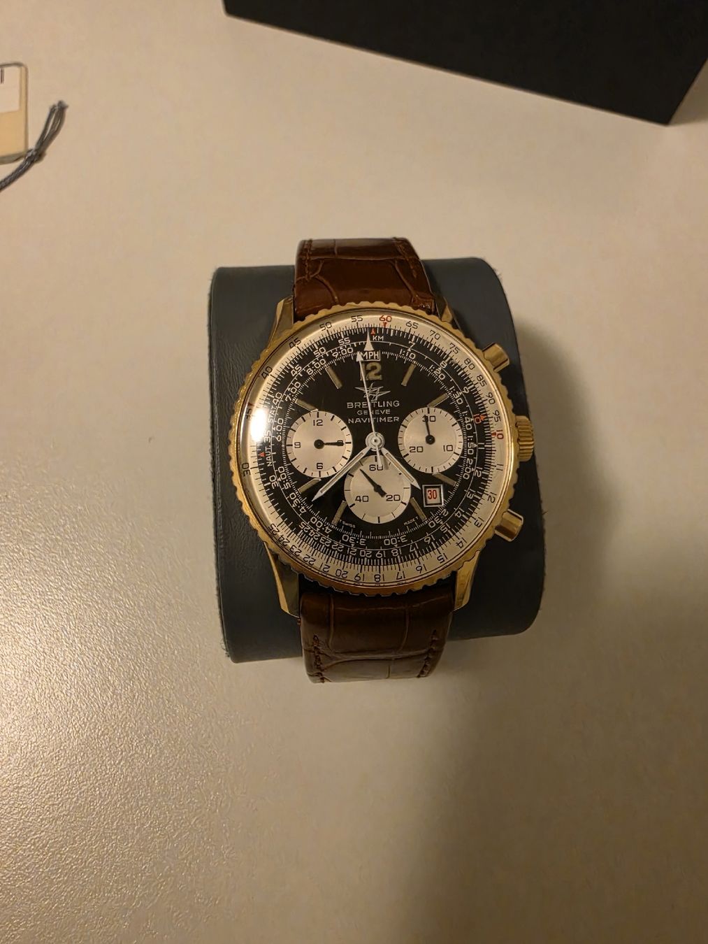 Breitling Orologi: Breitling Navitimer Chronograph 43mm handaufzug  – Usato da Basel venduto da Afghan1234 4