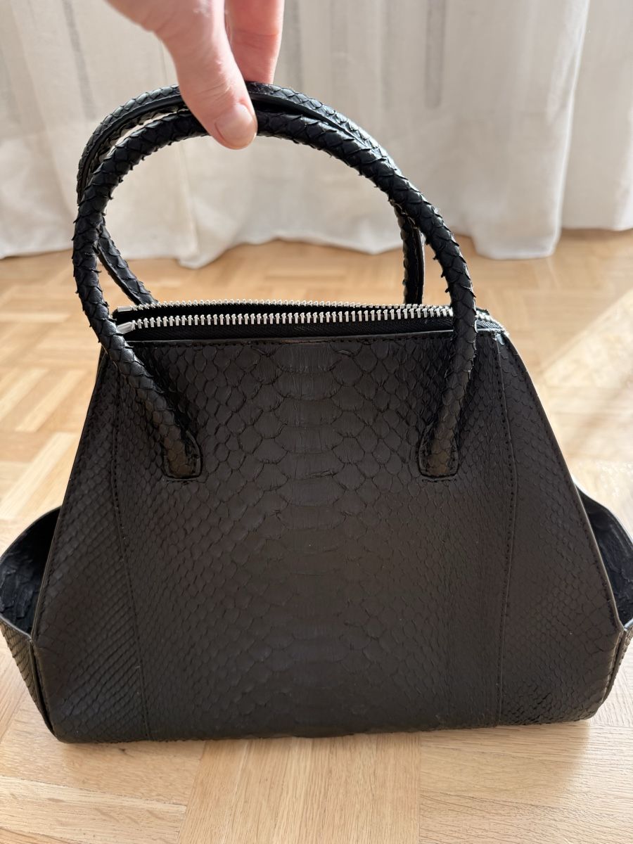 La Perla Borse da donna: La Perla City Ada Python-Leder Handtasche – Nuovo (secondo la descrizione) da St. Moritz venduto da vika55 1