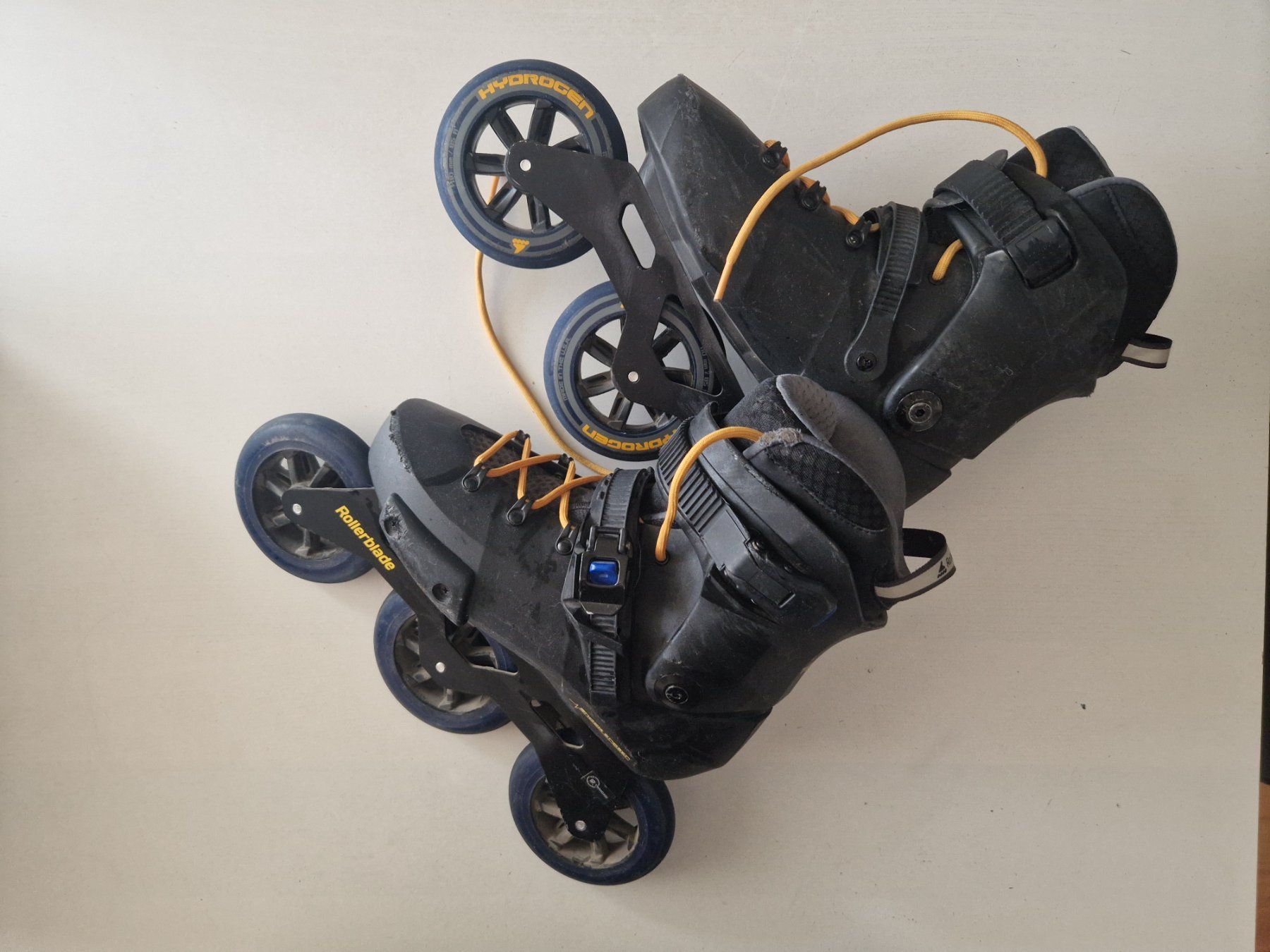 Pattini in linea & Pattini a rotelle: Rollerblade Twister Edge 110 3wd – Usato da Bürglen TG venduto da allerlei.77 4