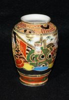 Satsuma-Vase mit 7 noblen Personen