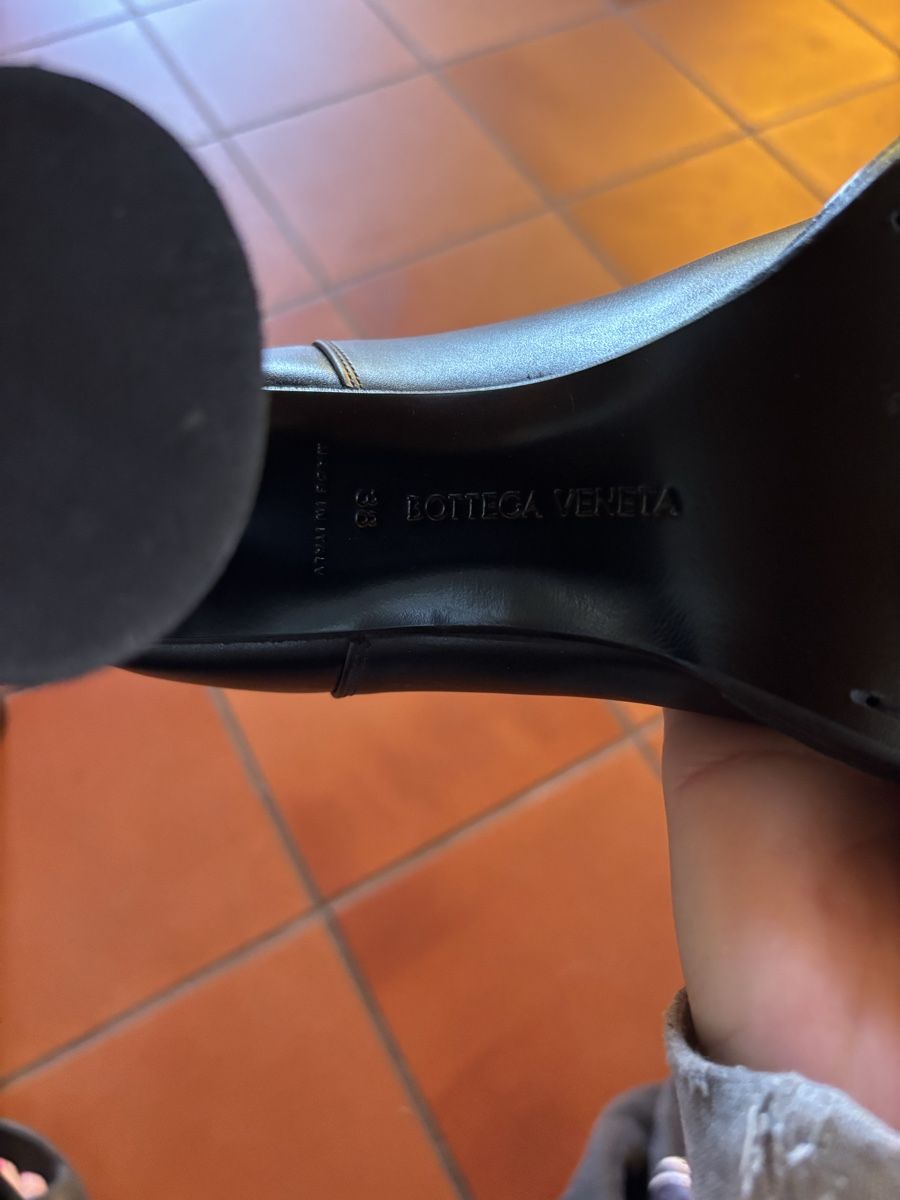 Bottega Veneta Scarpe da donna: Bottega Veneta Leather Boots – Nuovo (secondo la descrizione) da Wettingen venduto da img_nt6b 4