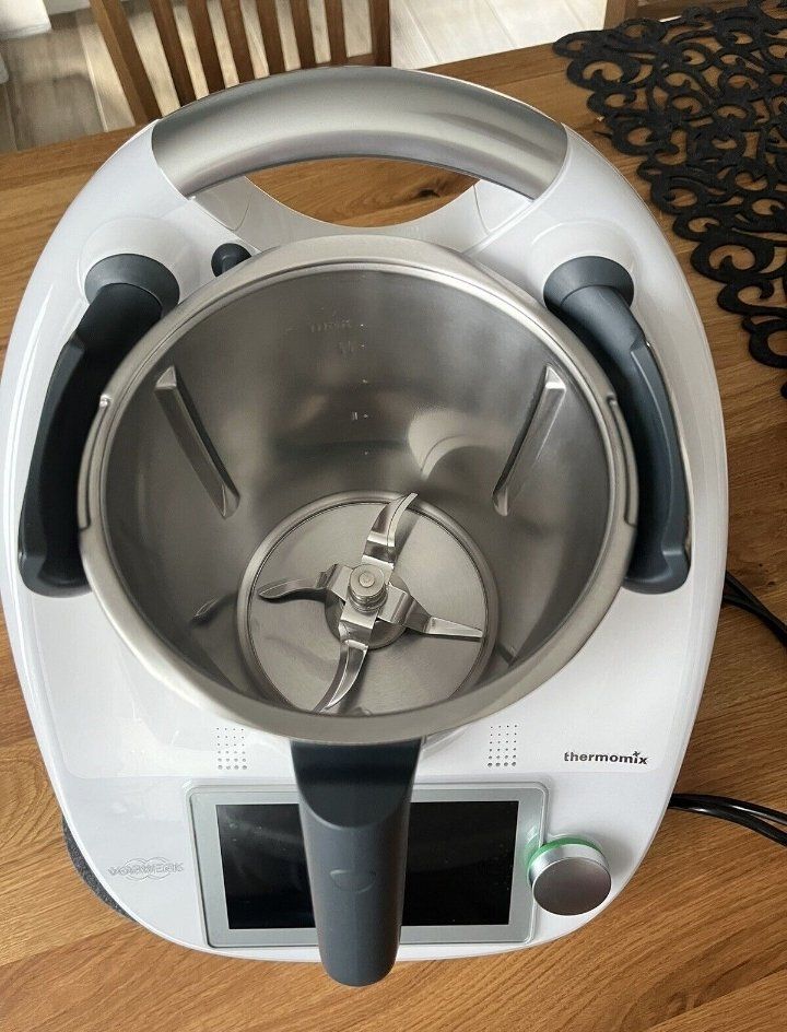Thermomix Küchengeräte: Vorwerk Thermomix TM6 – Neu (gemäss Beschreibung) aus Savognin von  4