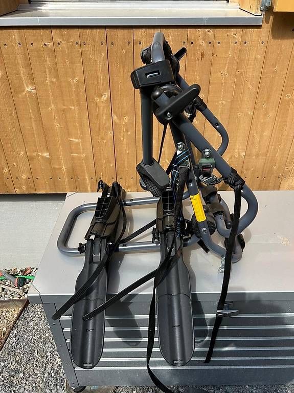 Fischer Supporti per biciclette: Fischer Heck-Fahrradträger – Usato da Dättlikon venduto da Rea8021