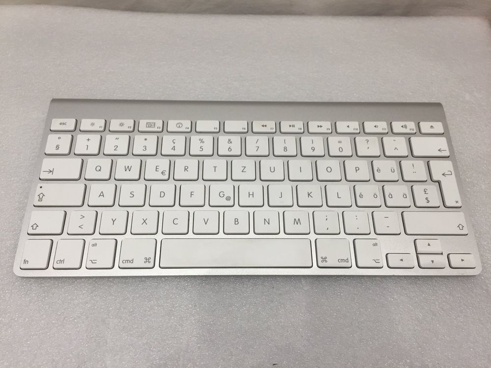 Apple A1314 Wireless Keyboard with Bluetooth Kaufen auf Ricardo