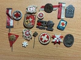 Insignes/Anstecker de la periode de la 2ème Guerre Mondiale