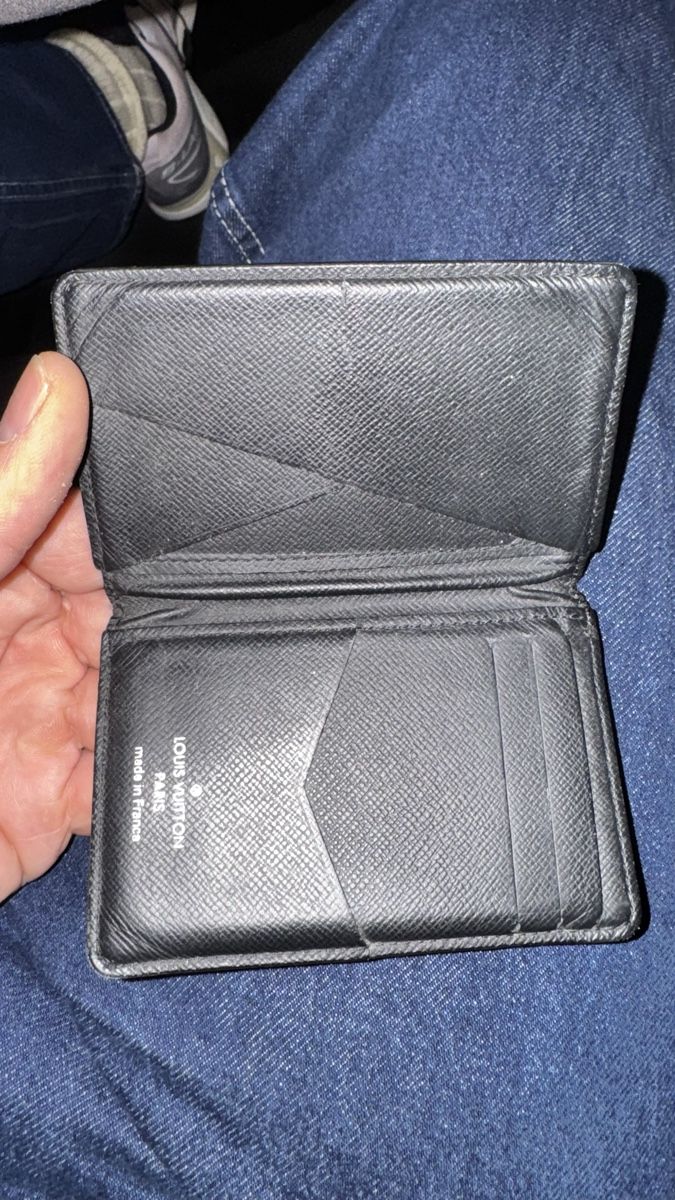 Louis Vuitton Brieftaschen: Louis Vuitton Kartenetui Damier Graphite – Gebraucht aus Riken AG von Herakles.18 1