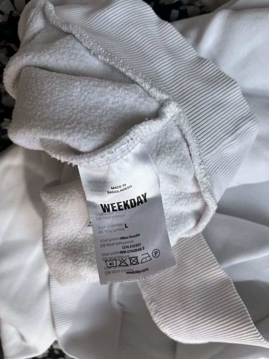 Weekday Pullover & Sweatshirts: Hoodie Weekday Gr. L – Gebraucht aus Kilchberg ZH von jeanne.00 3