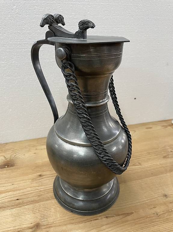 Caraffe: Walliser Zinnkanne – Usato da Chur venduto da cap_cj27