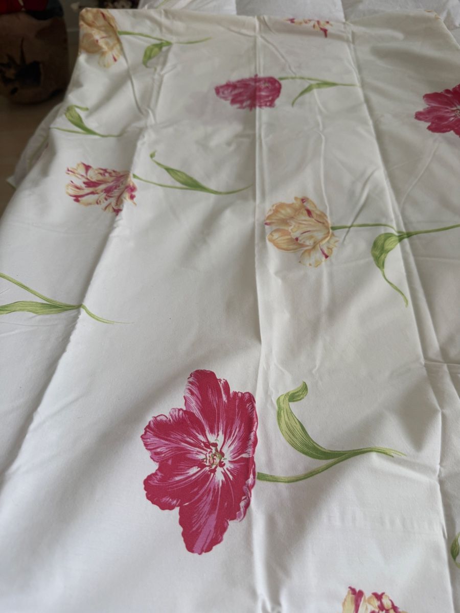 Biancheria da letto: 3-Teilig 100 %Baumwoll Bettwäsche mit Blumenmuster – Usato da Niederglatt ZH venduto da neunzehn82 3