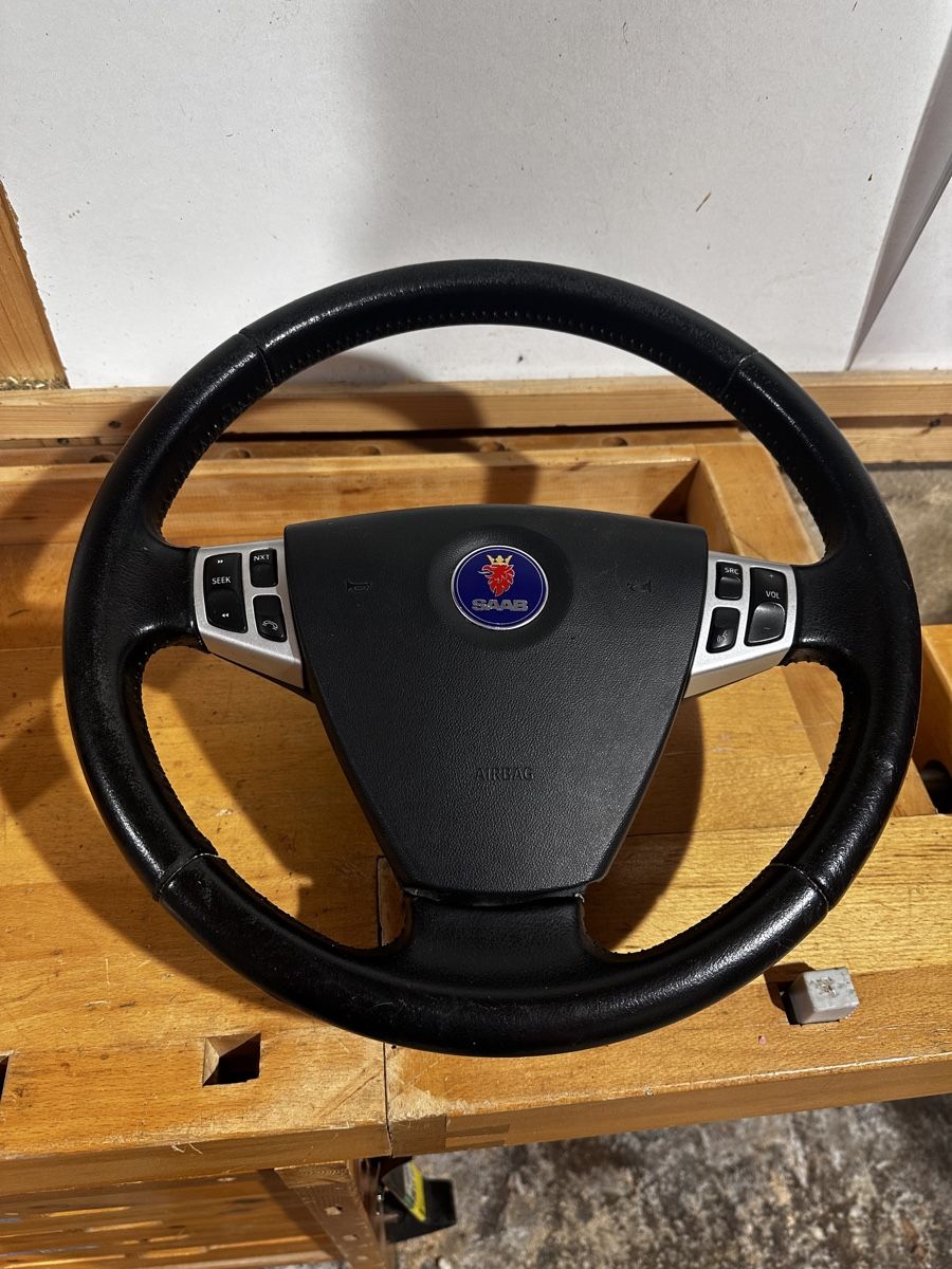 Saab Tutti pezzi di ricambio auto: Saab 9-3 Lenkrad mit Multifunktion – Usato da Unterkulm venduto da YS3