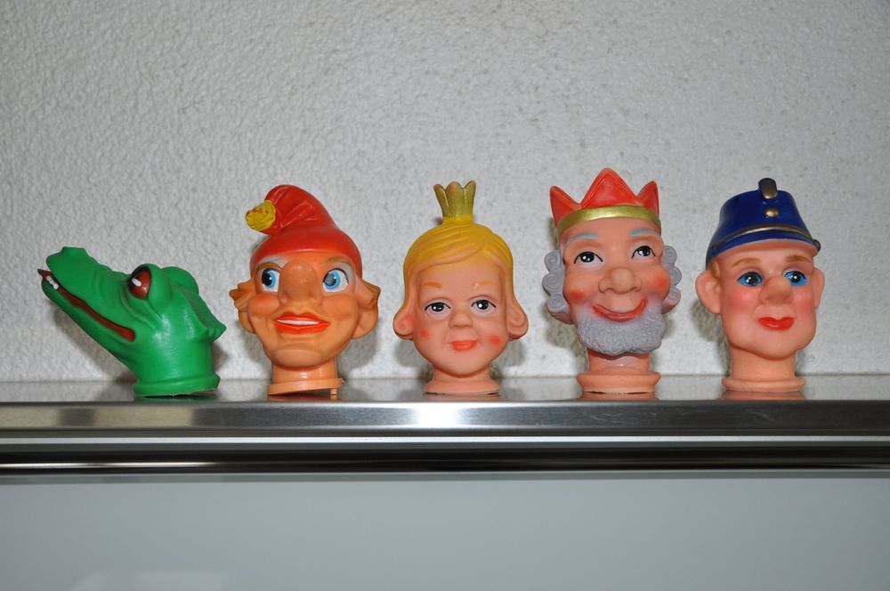 Köpfe von alten Handspielpuppen Kasperli Figuren (Gebraucht) in Boll ...