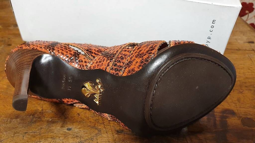 Scarpe da donna: Leder Absatzschuhe Gr.39 – Usato da Oberrieden venduto da Taramara 4