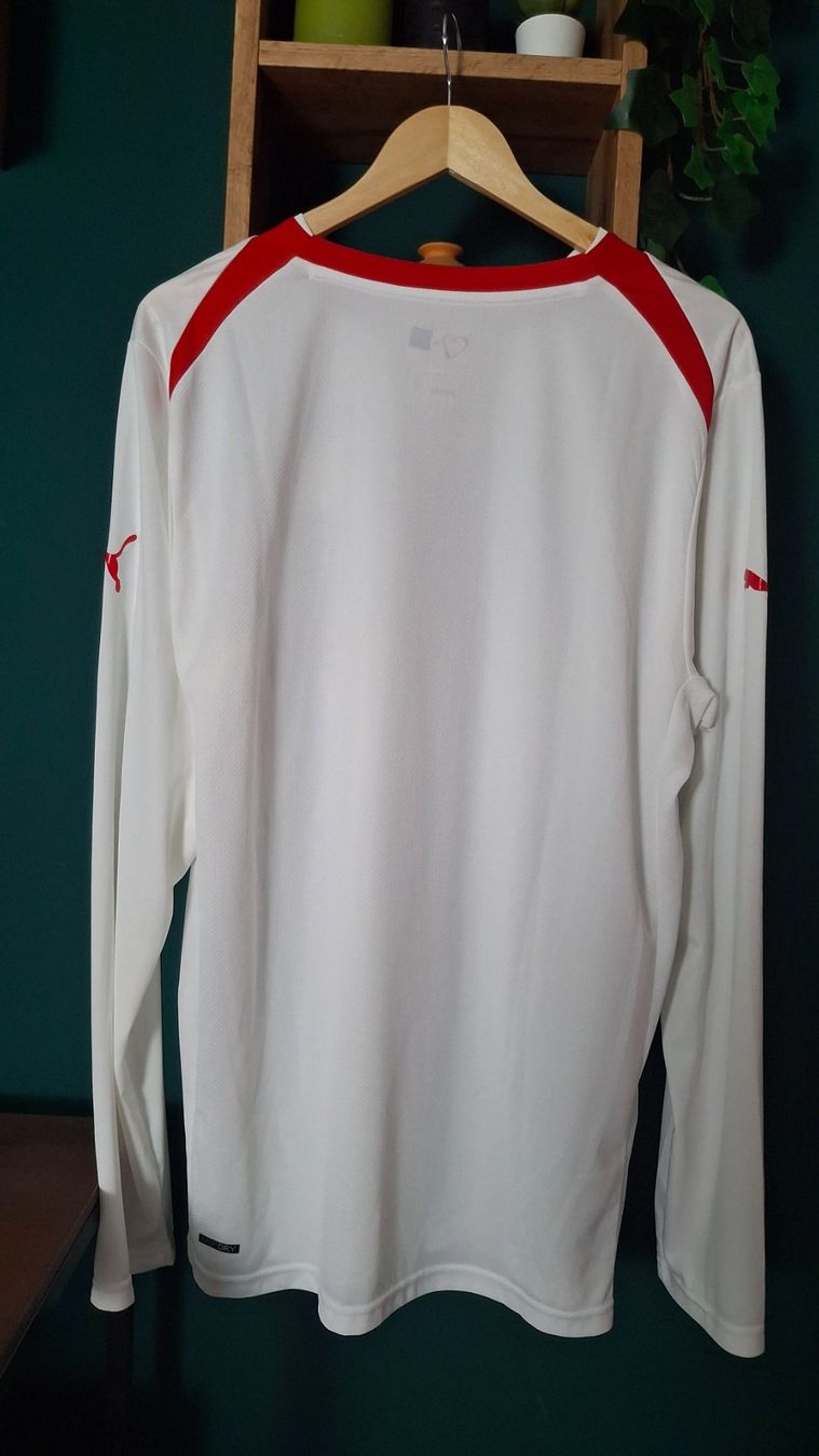 Schweizer Nati Leibchen & Hosen: Switzerland Nati 2012 player issue puma – Gebraucht aus Yverdon-les-Bains von flo_8fgr 2