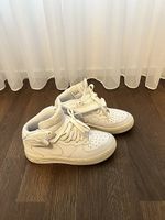 Nike Schuhe Grösse 37,5
