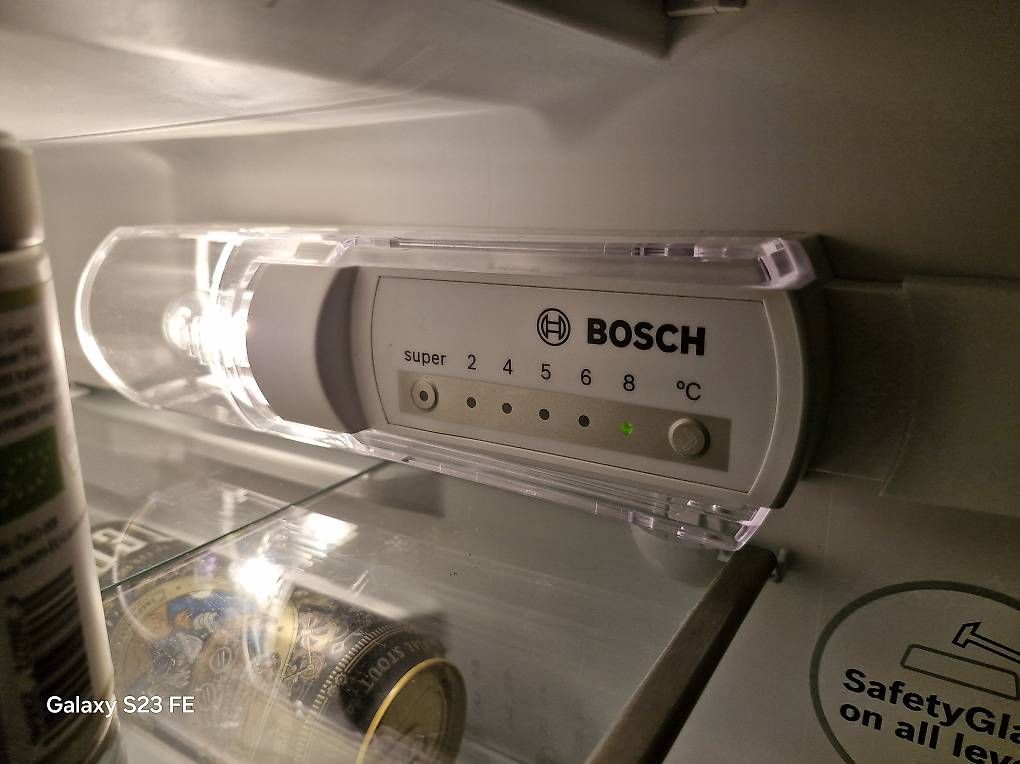 Frigoriferi: Kühlschrank Bosch weiss – Usato da Wädenswil venduto da Canubis 2