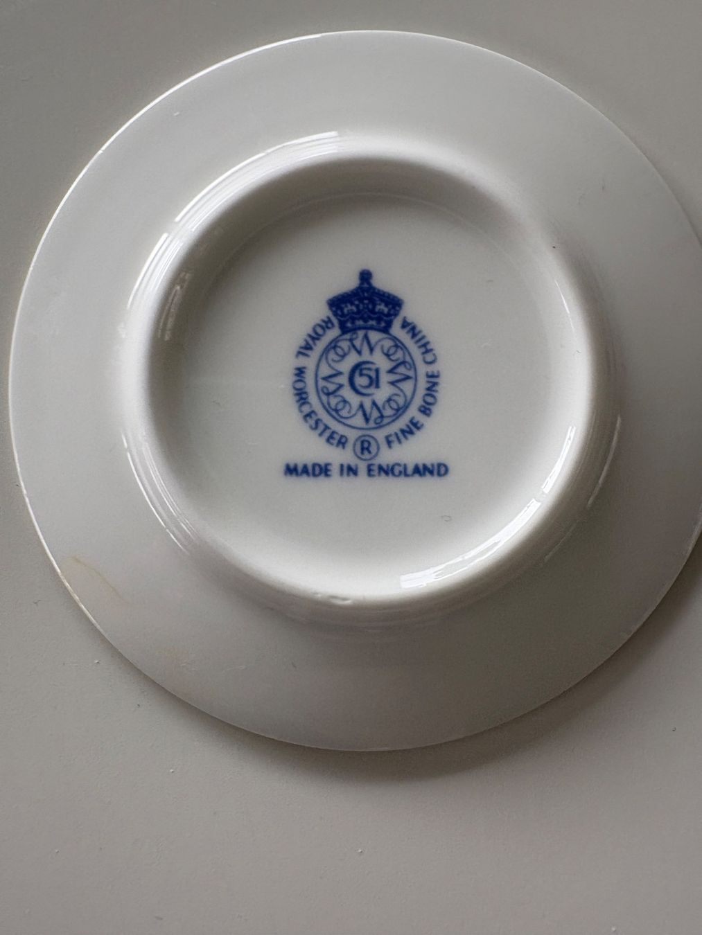 Royal Worcester Teller: Assiette Royal Worcester Fine Bone China Made England – Gebraucht aus Lausanne von opi_92cn 2