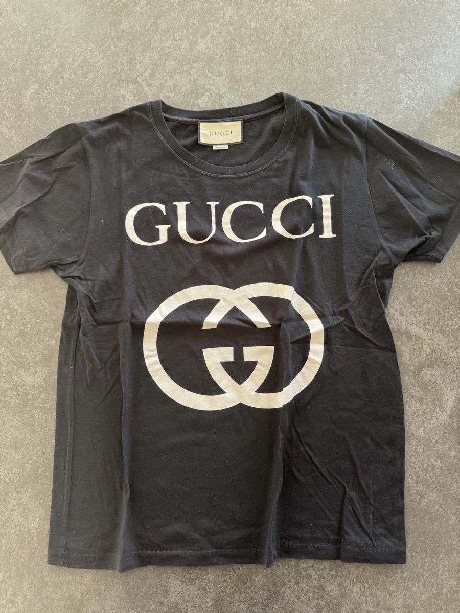 Gucci T-shirt: Gucci Herrenshirt – Usato da Holderbank AG venduto da mic_vm2j