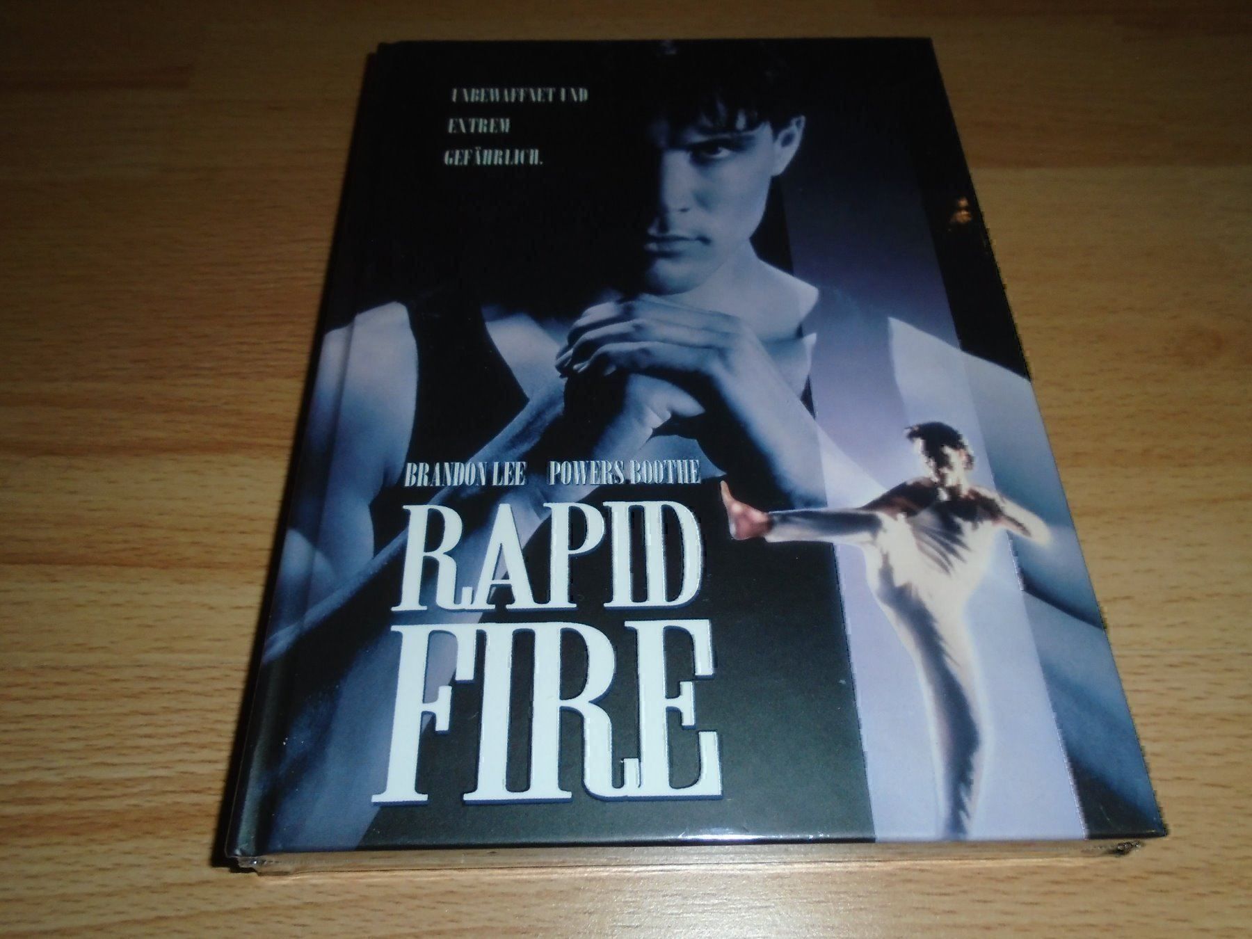 Tutti i DVDs: Rapid Fire - MEDIABOOK - B - UNCUT – Nuovo e nell'imballaggio originale da Basel venduto da havsok