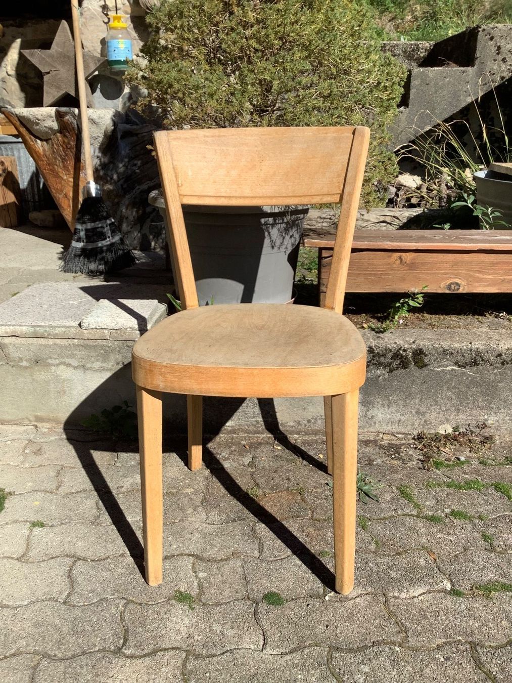 Horgen Glarus Sedie: Holzstuhl Horgen Glarus gebraucht – Usato da Giswil venduto da Peace72