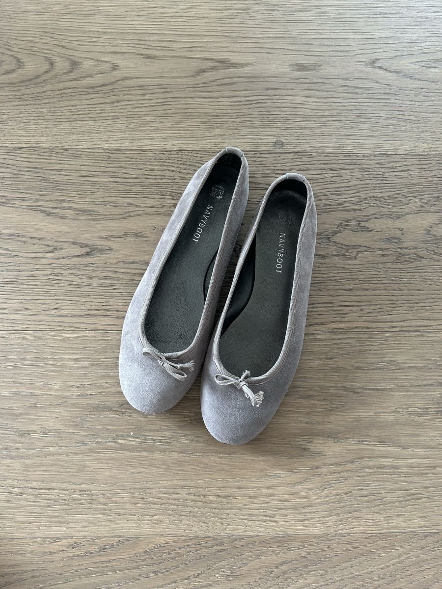 Navyboot Scarpe da donna: Elegant Navyboot Suede Ballet Flats – Nuovo (secondo la descrizione) da Erlenbach ZH venduto da Syssi_C 1
