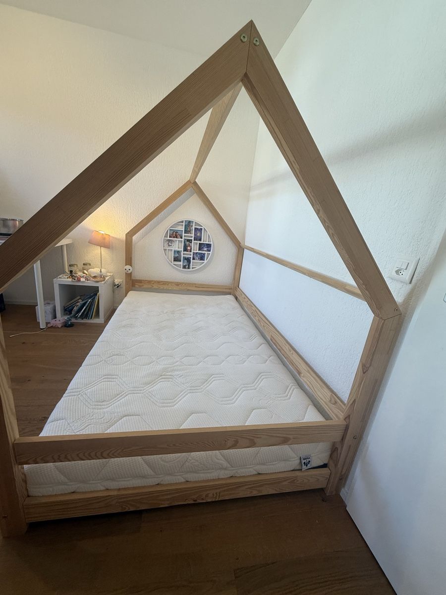 Betten: Kinder Holz Bett 120 x 200 – Gebraucht aus Würenlos von fmfamos 1