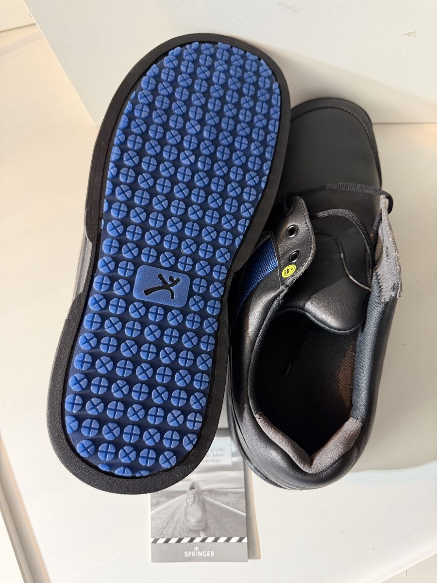 Scarpe da uomo: Chaussures de sécurité Springer S2 SRC noir taille 44 neuves – Nuovo e nell'imballaggio originale da Brügg BE venduto da Goob 8