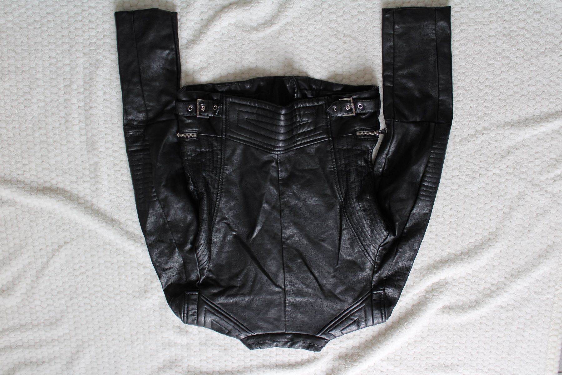 Giacche: Veste en cuir noir – Usato da Essertines-Rolle venduto da Nono_1802 3