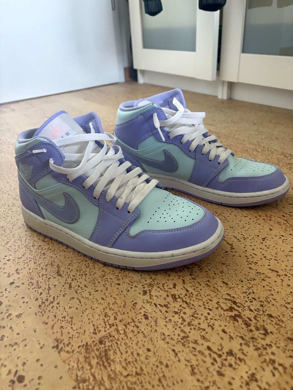 Jordan Scarpe da uomo: Nike Jordan 1 Mid Purple Aqua – Usato da Büren zum hof venduto da jon_y6zc