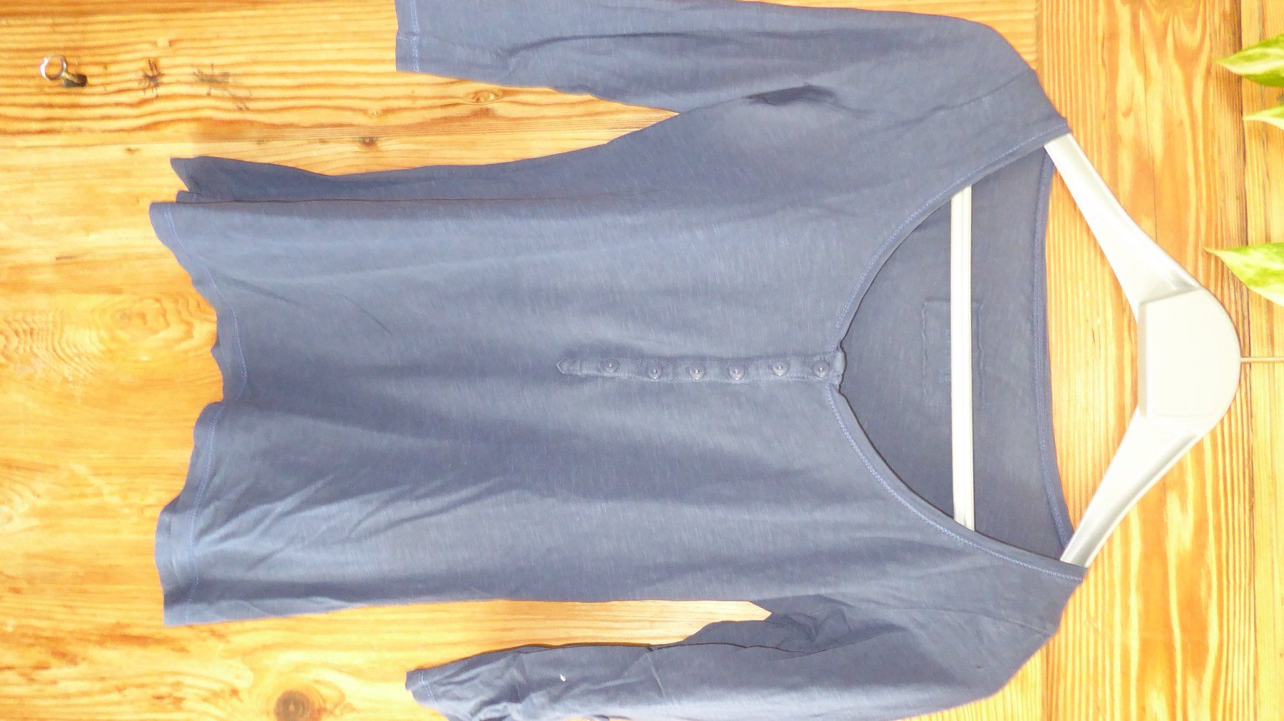 Maglioni & Felpe: Sweatshirt Gr M blau mit Knöpfen – Usato da Sargans venduto da Benziner 2