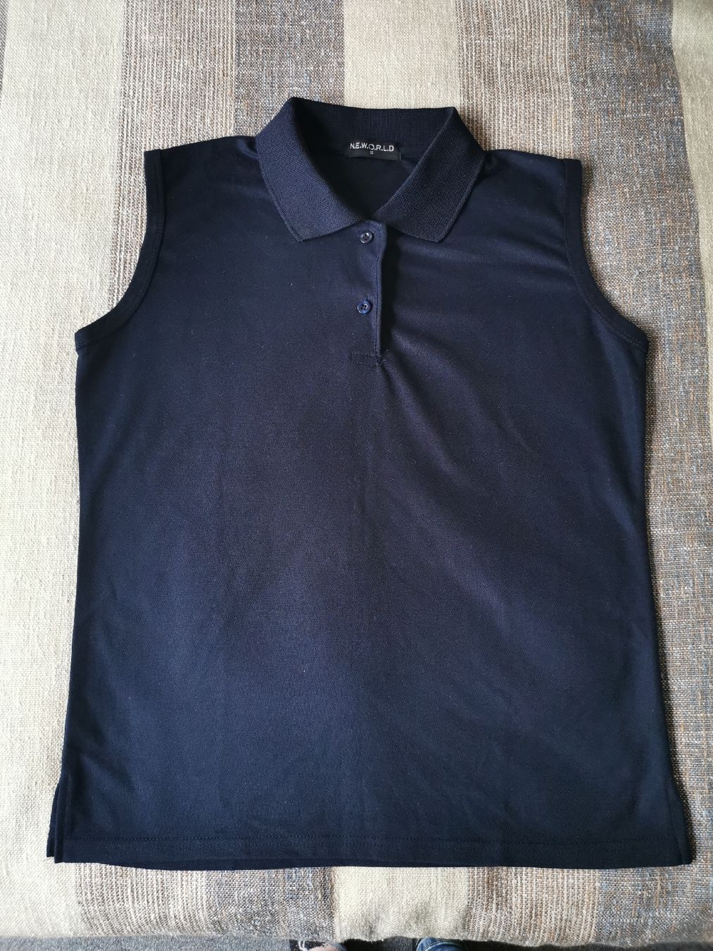 T-shirt: Dunkelblaues Shirt, Gr. S – Nuovo (secondo la descrizione) da Ostermundigen venduto da AlwaysHaveFun90 3