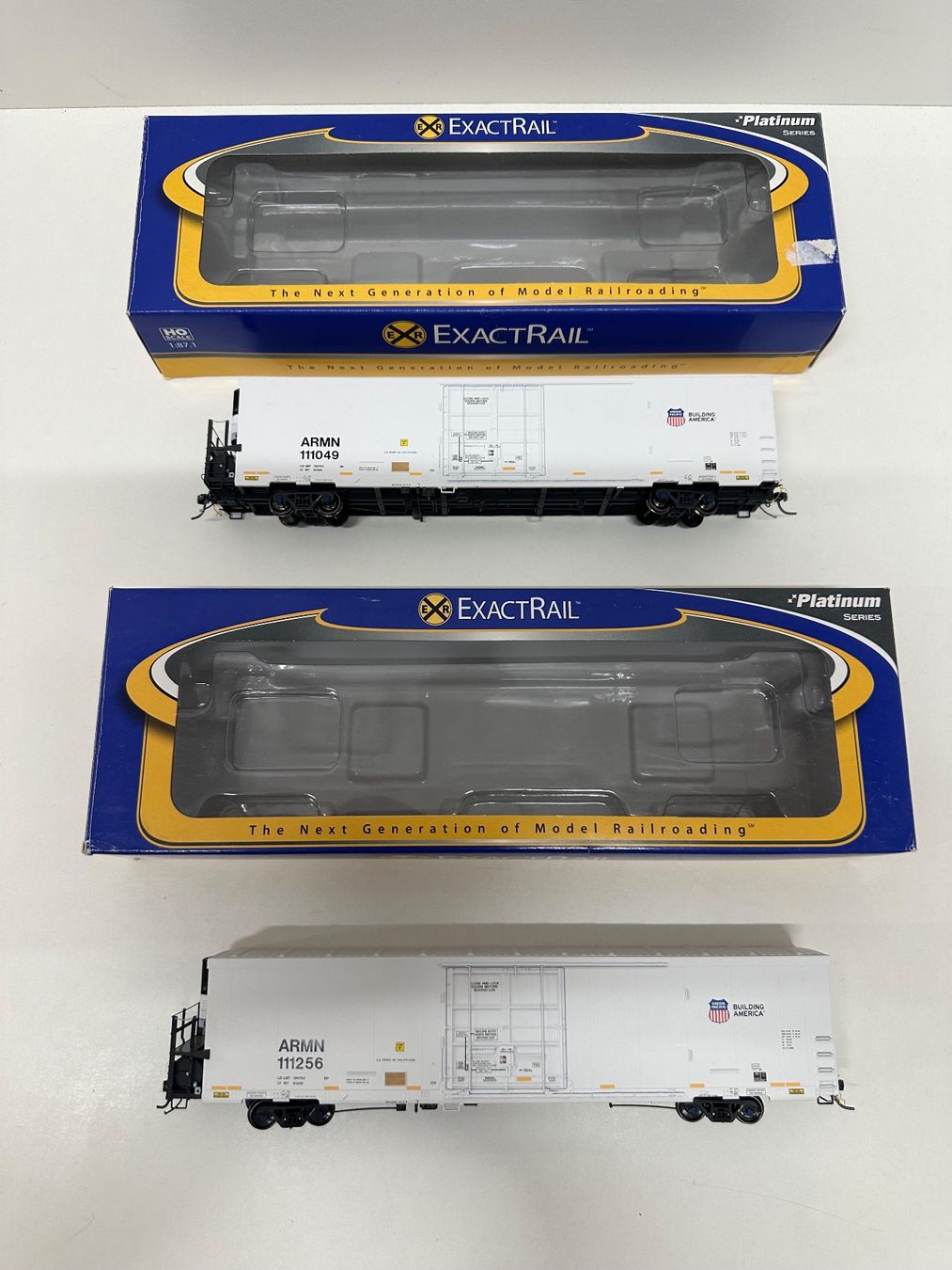 Modelleisenbahnen: 2 ExactRail Modellbahn Waggons ARMN 111049 111256 – Neu (gemäss Beschreibung) aus Chur von Michalis