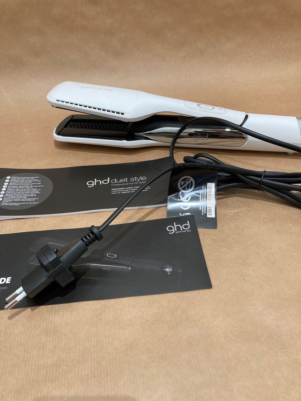 GHD Piastre & Arricciacapelli: GHD DUET STYLE PIASTRA – Nuovo e nell'imballaggio originale da Paradiso venduto da Kayakara 1