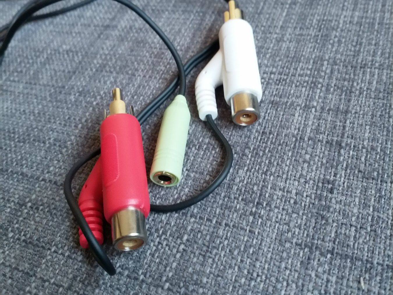 Cavi: AUX Buchse zu RCA Stecker + Buchse, Kabel – Usato da Basel venduto da sim_qd8z 2