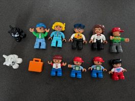 Duplo von LEGO Figuren + Katzen schwarz & weiss + Koffer