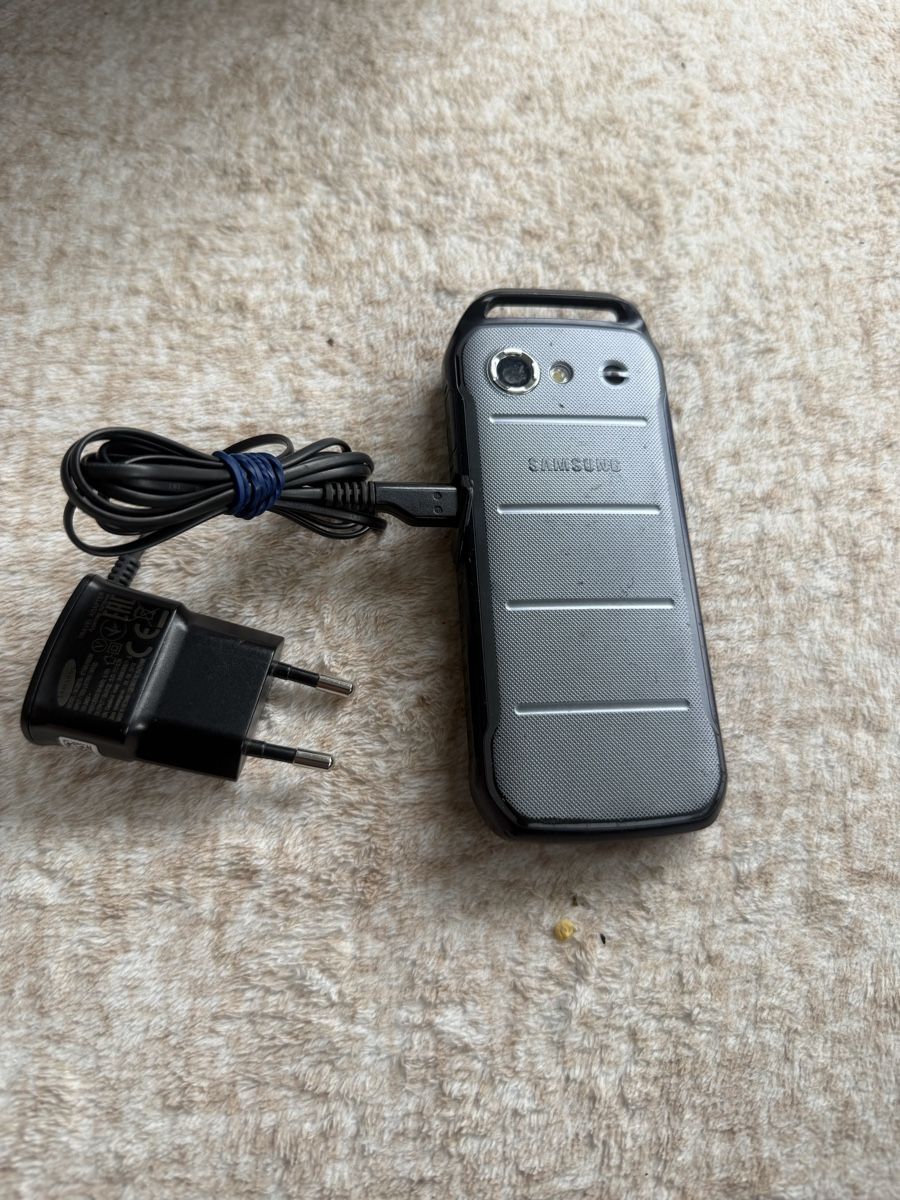 Samsung Telefoni cellulari / Smartphones: SamsungX 550 Cover inkl lgerät – Usato da Regensdorf venduto da mex5145 7