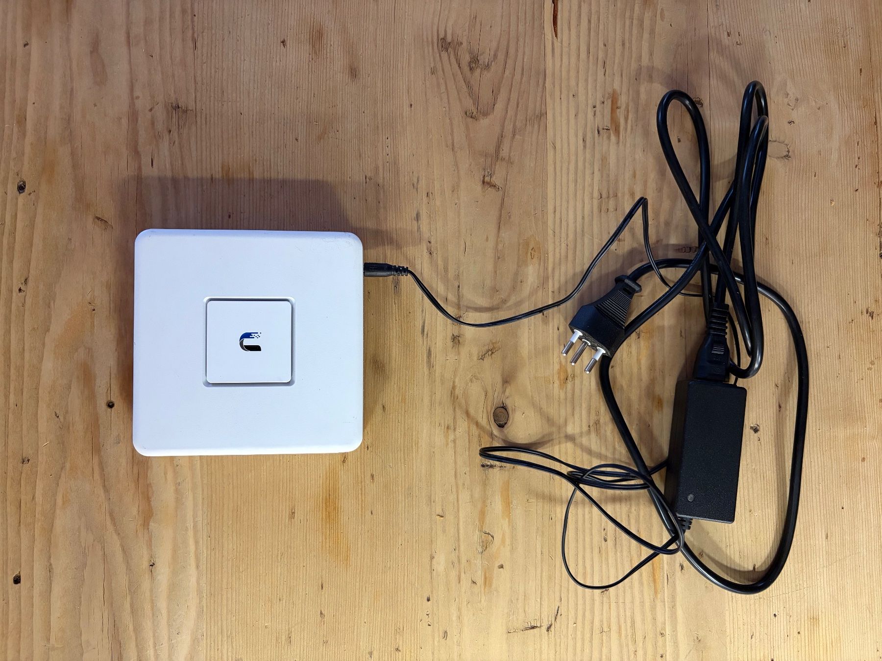 Firewall: UniFi Security Gateway – Usato da Aarau venduto da Wertstueck