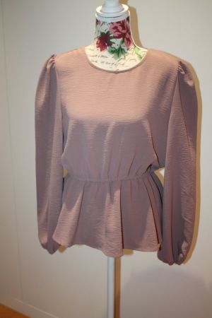 Only Bluse, Grösse M, perfekt für den Frühlingsanfang! Rose