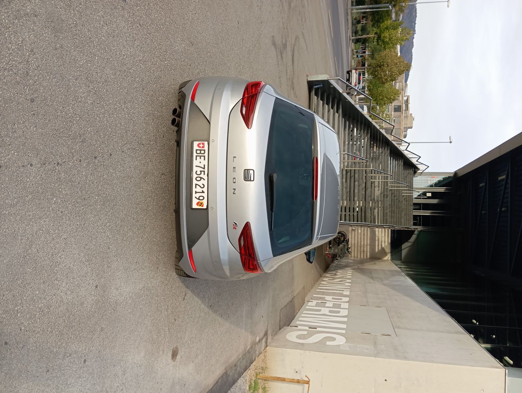 Seat Automobili: SEAT Leon 1.8 TSI à vendre – Usato da Biel/Bienne venduto da ghe_nz8z 3