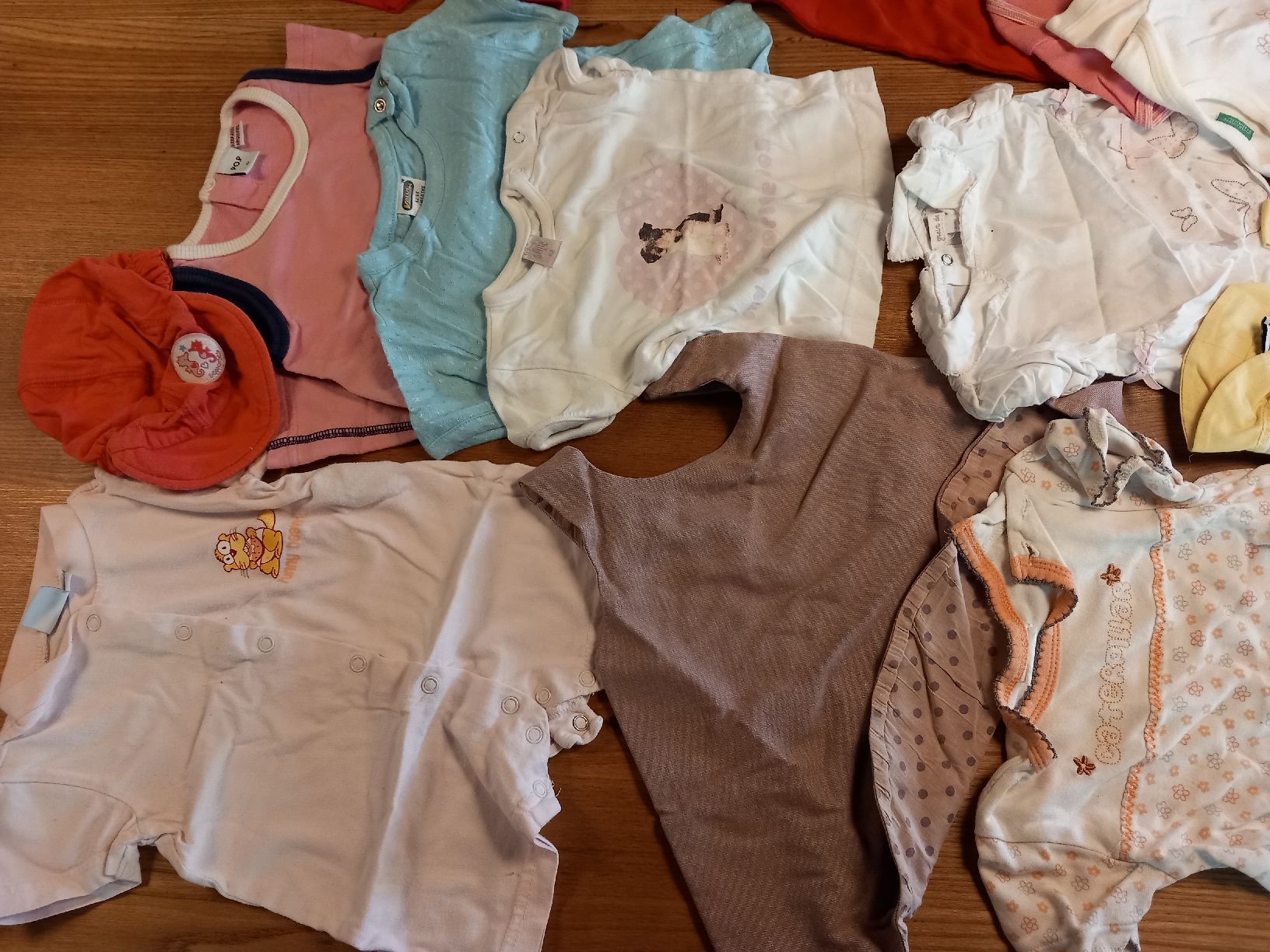 Lotti & Set di vestiti: lot fille 62 – Usato da Courrendlin venduto da tititchoun 1